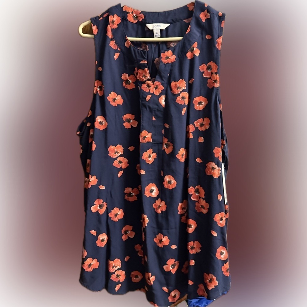 Croft & Barrow sleeveless top Blouse Navy Poppie Pattern XL